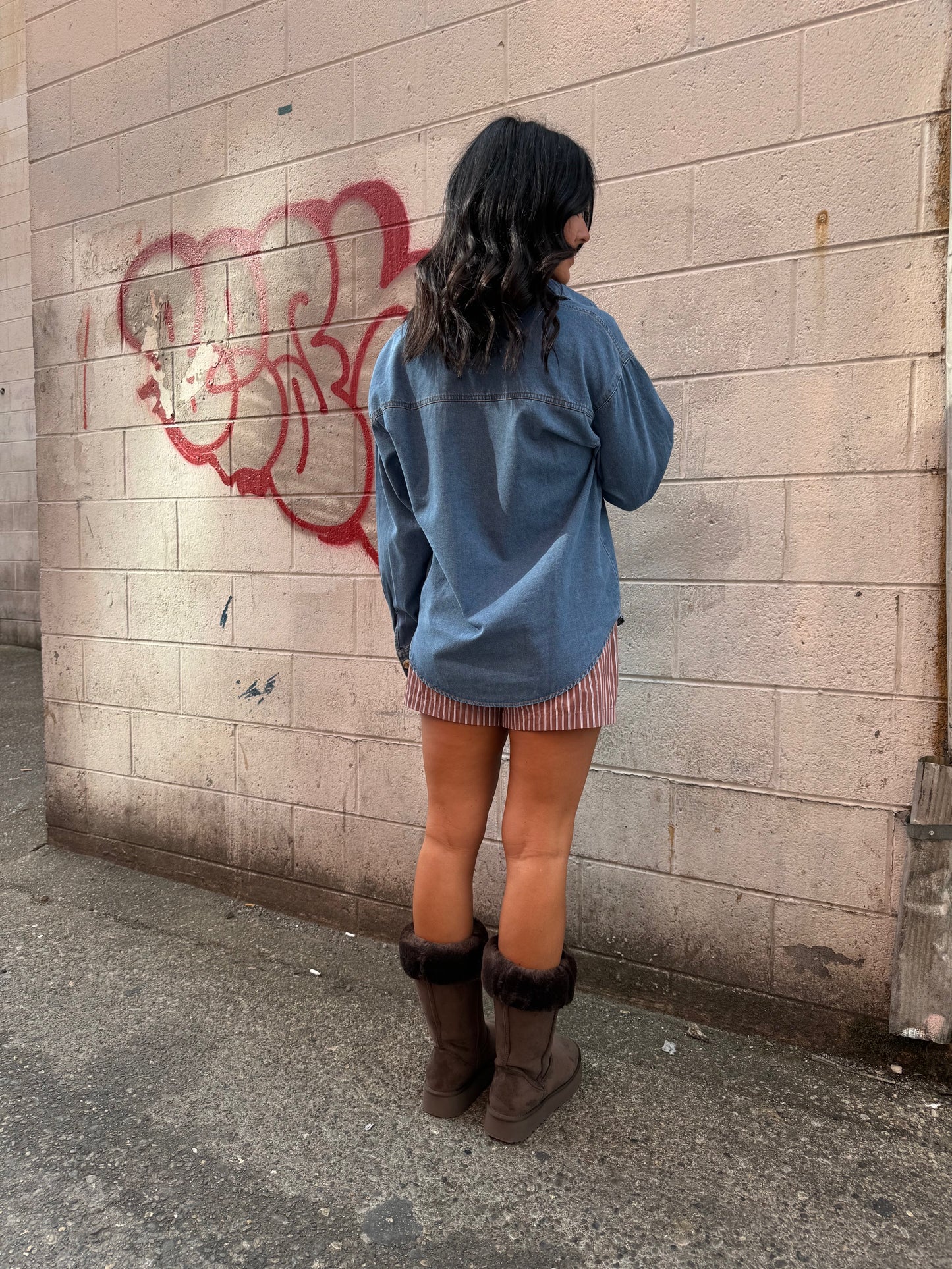 DENIM ON TOP BUTTON UP