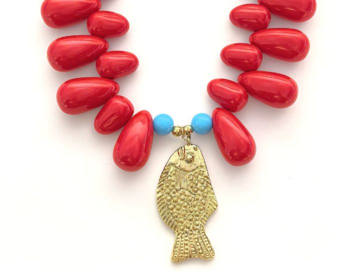 LUCKY FISH RESIN BEAD STATEMENT NECKLACE