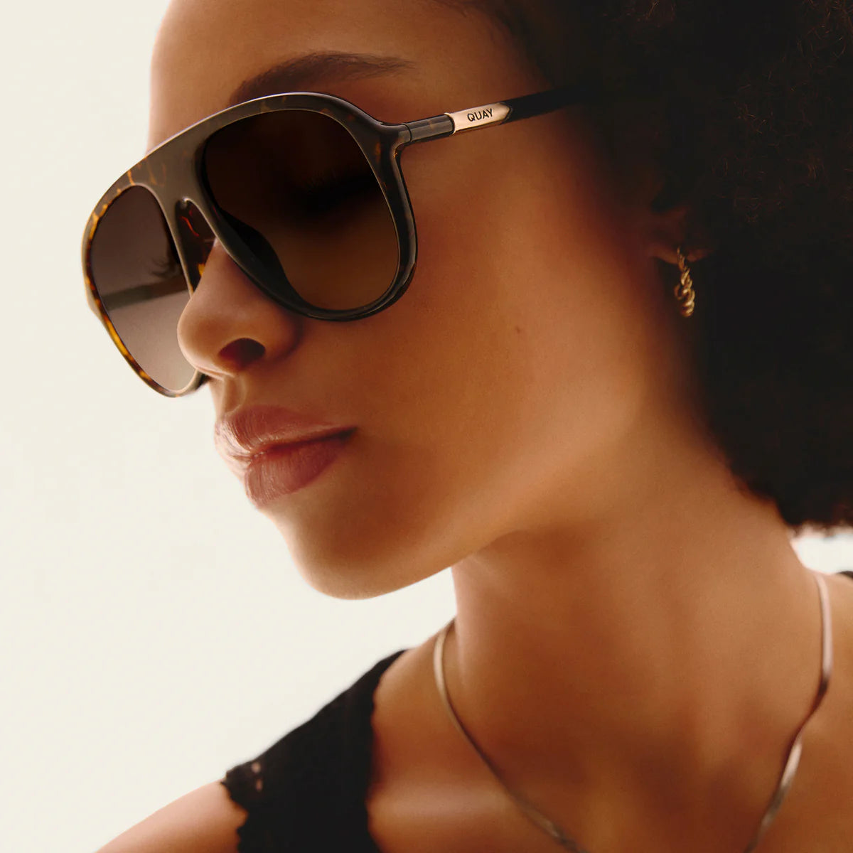 QUAY CHART TOPPER SUNNIES X BROWN TORTOISE