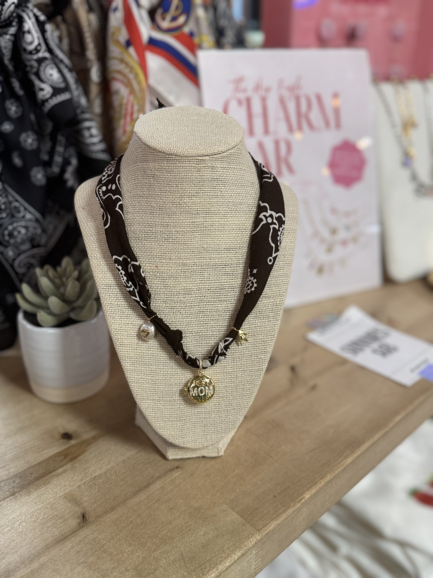 BEST MOM EVER BANDANA CHARM NECKLACE