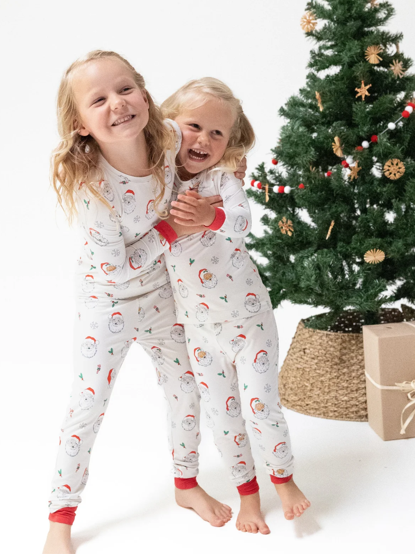 LONG SLEEVE LOUNGEWEAR SET X VINTAGE SANTAS