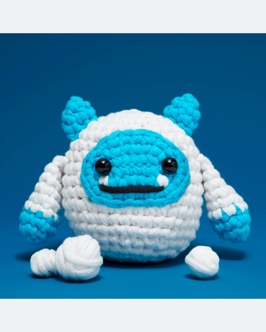THE WOOBLES HOWARD THE YETI CROCHET KIT