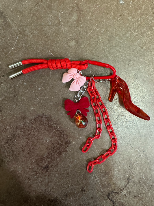 ROUGE RUNWAY BAG CHARM