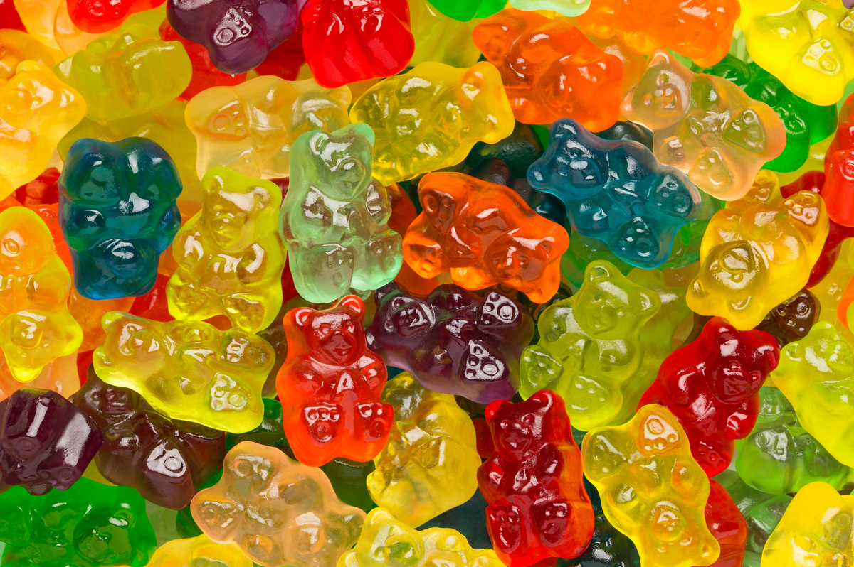 ALBANESE 12 FLAVOR GUMMI BEARS 7.50Z BAG