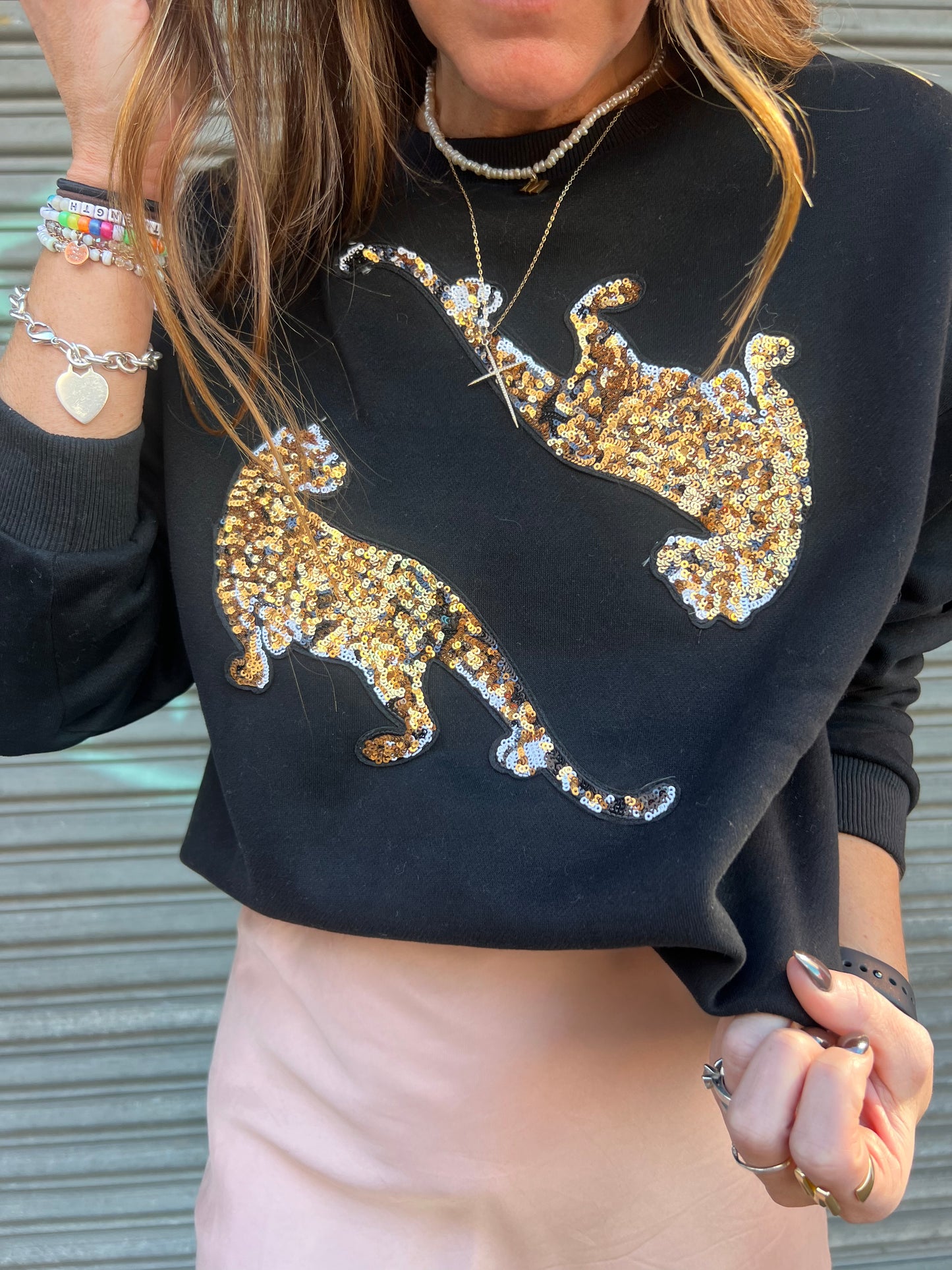 BLACK SEQUIN TIGER PATCH CREWNECK - THE HIP EAGLE BOUTIQUE
