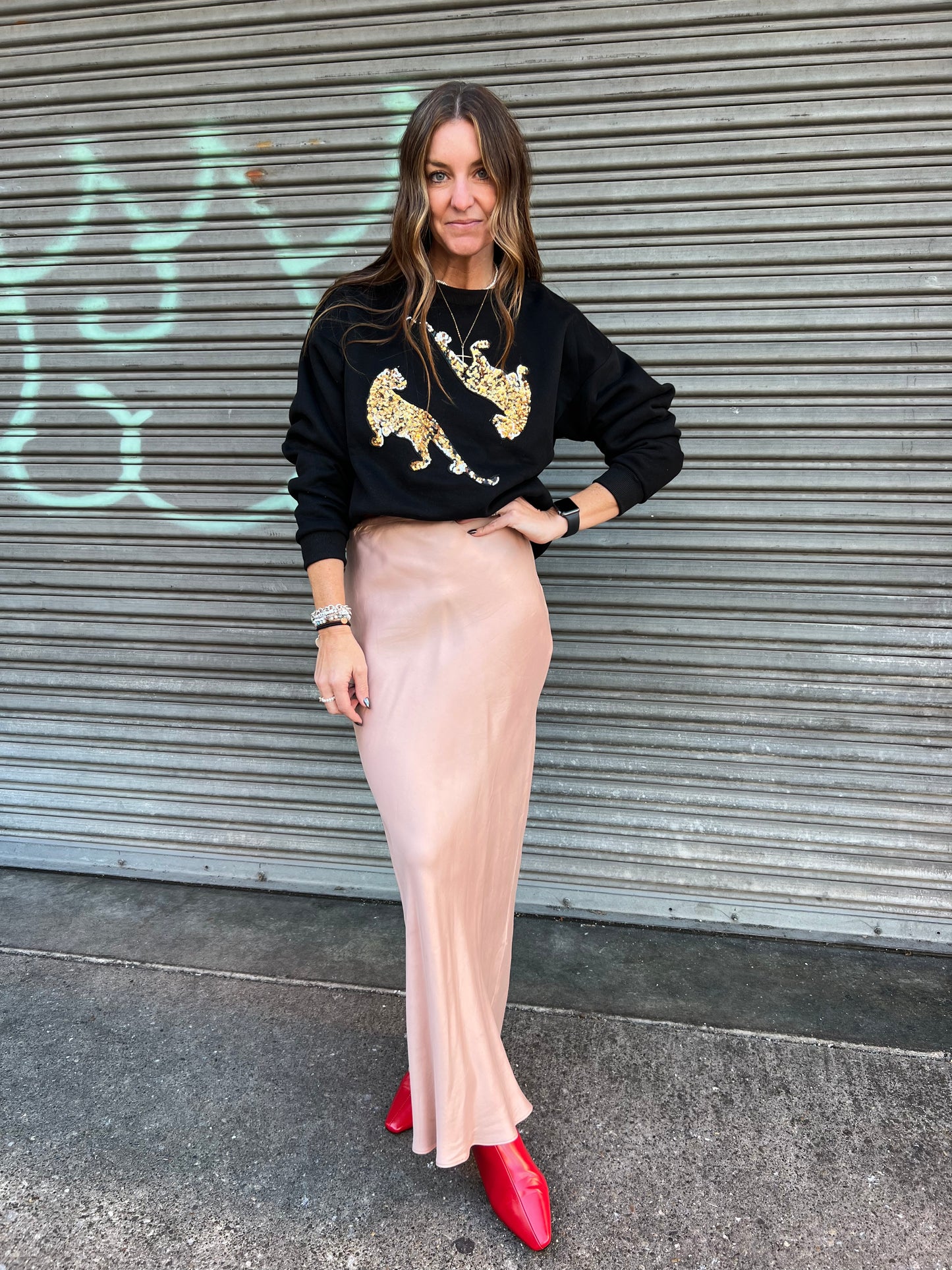BLACK SEQUIN TIGER PATCH CREWNECK - THE HIP EAGLE BOUTIQUE