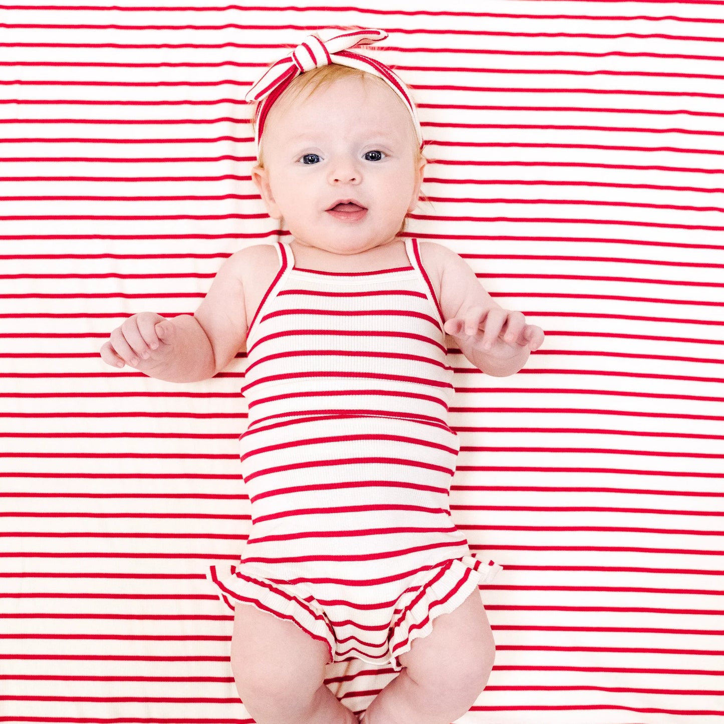 TANK TOP & HIGH WAISTED SHORTS X STRIPE VINTAGE RED