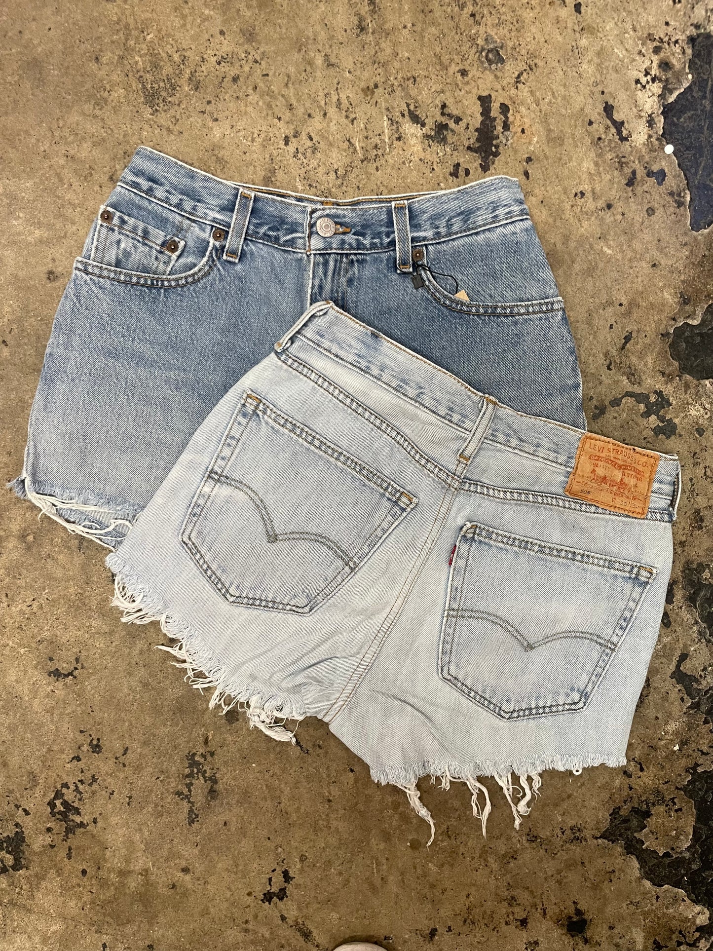 LEVI'S VINTAGE UPCYCLED MID RISE DENIM SHORTS