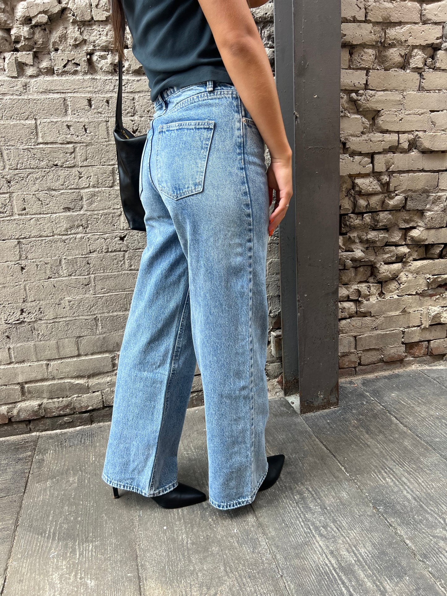 LEISURE JEAN - THE HIP EAGLE BOUTIQUE