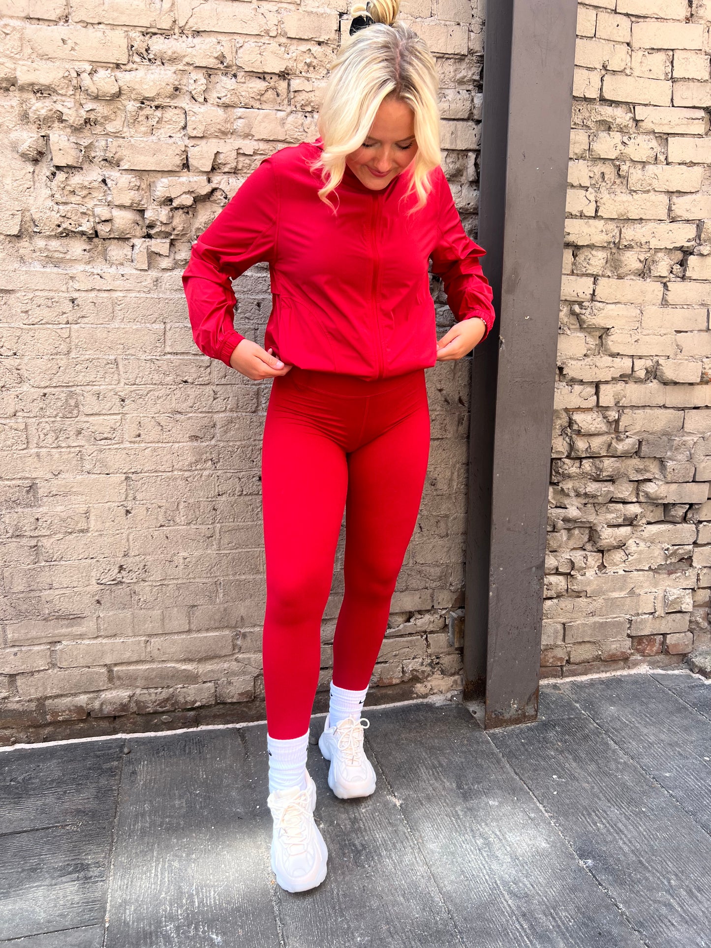 RED ACTIVEWEAR LEGGINGS - THE HIP EAGLE BOUTIQUE