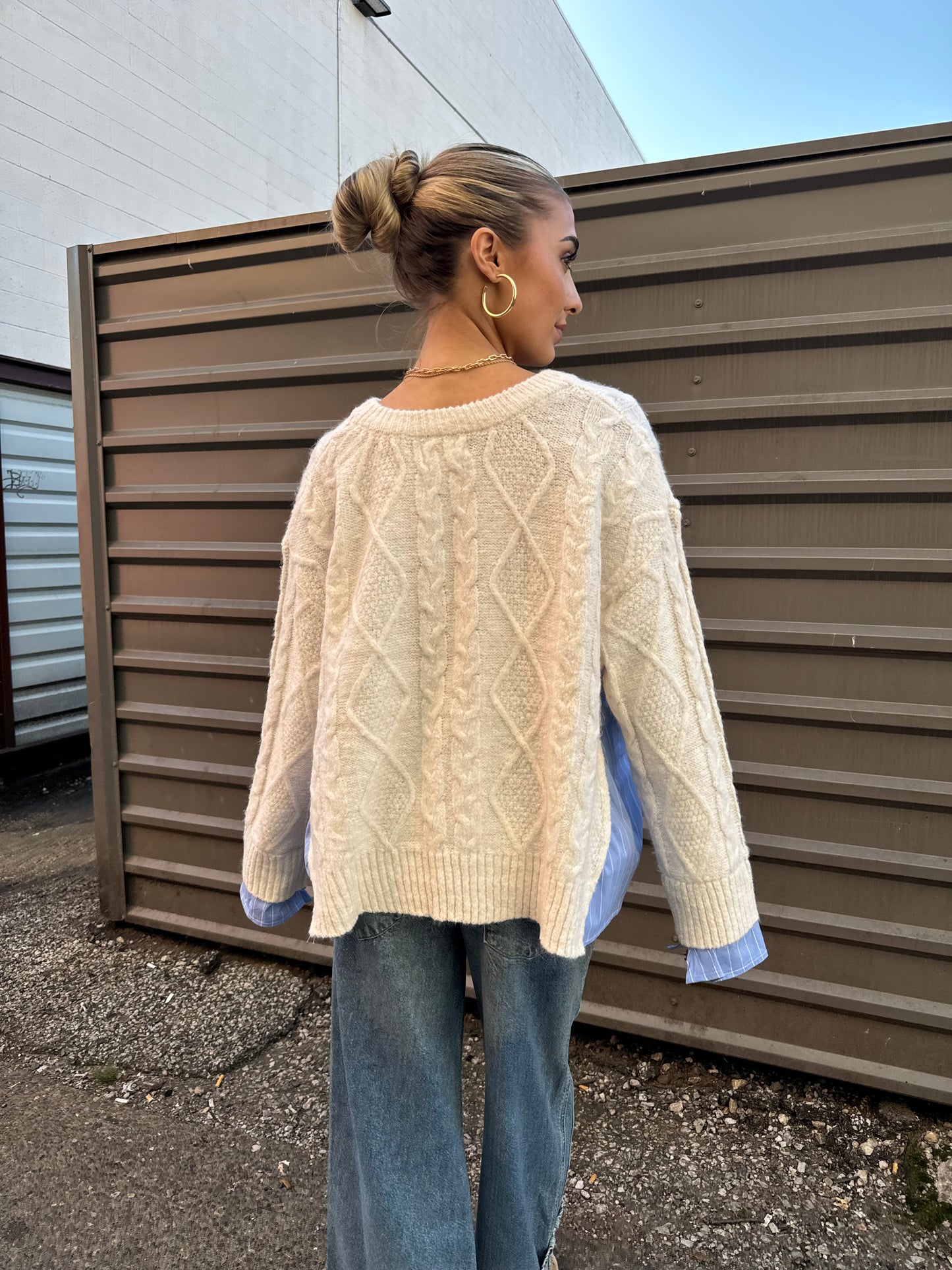 UPSTYLED CABLE KNIT SWEATER