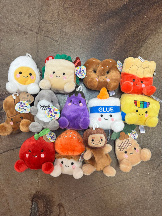 PALM PALS PLUSHIES
