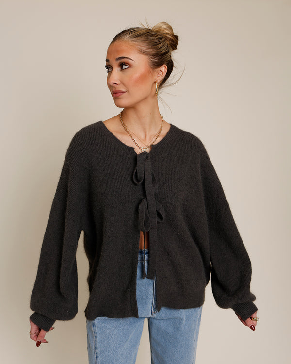 ARTHUR BOW FRONT SWEATER X GRAY