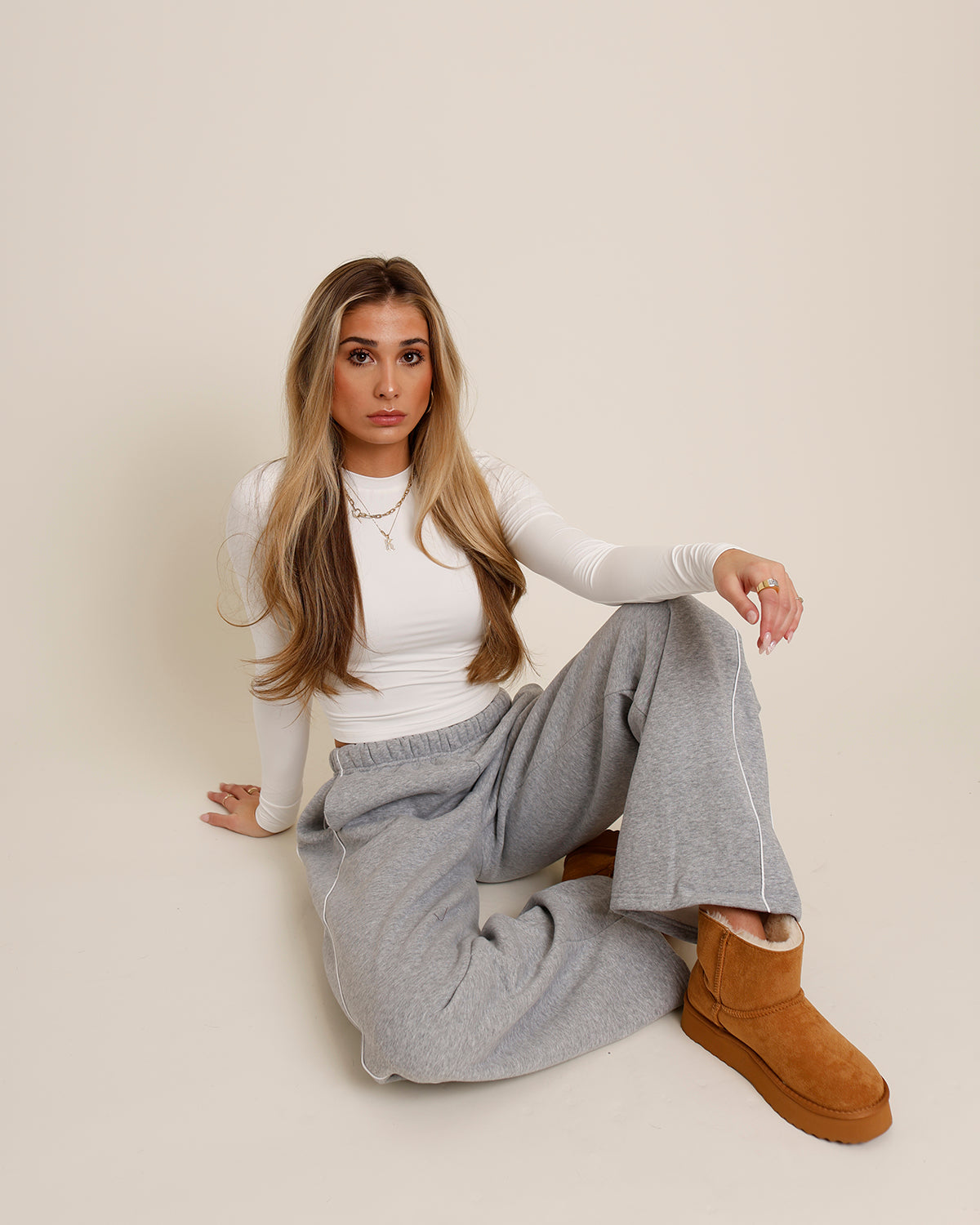 KELSIE ESSENTIAL FLEECE STRAIGHT SWEATPANTS X GRAY