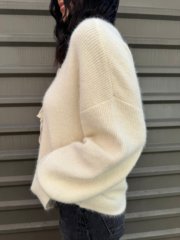 ARTHUR BOW FRONT SWEATER X WHITE