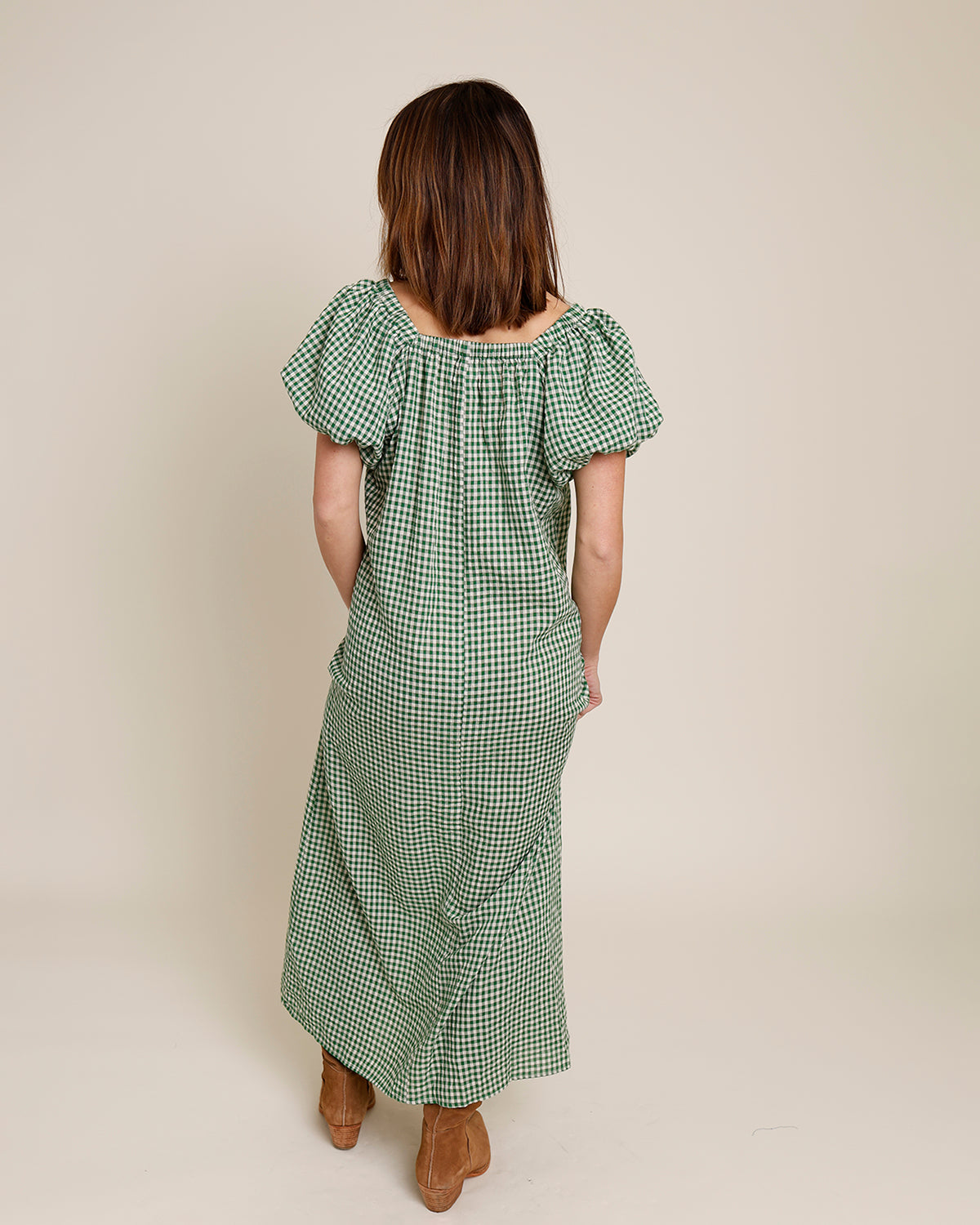 SMITTEN SQUARE NECK MIDI DRESS X GREEN