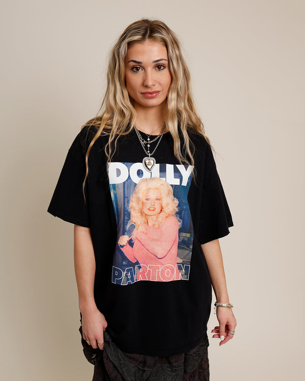 DOLLY PARTON GRAPHIC TEE