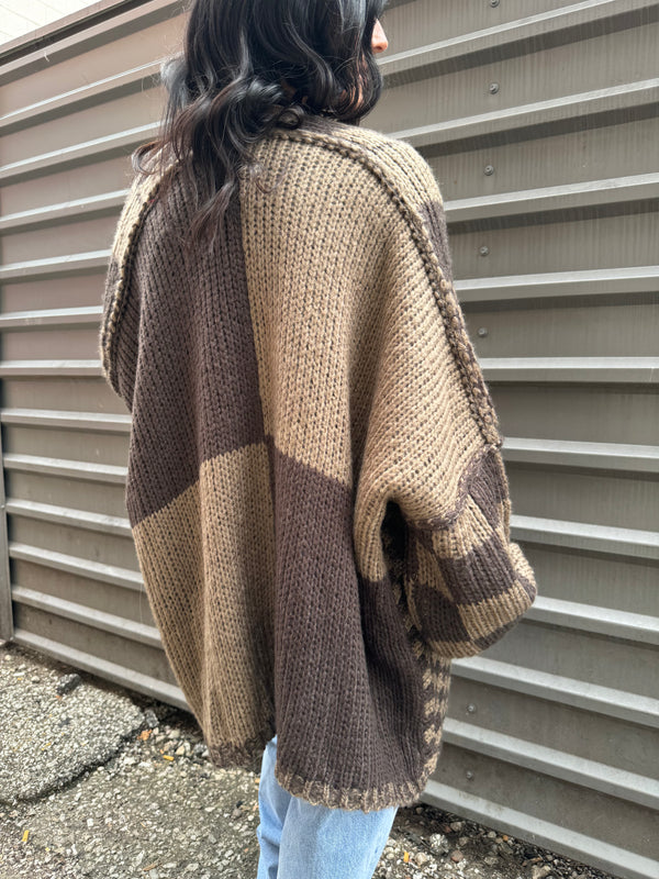 CRUNCHING LEAVES OVERSIZED CARDI