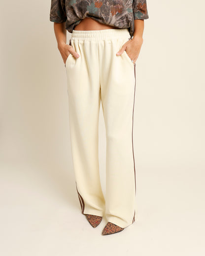 HIP LIKE BUTTA TRACK PANT