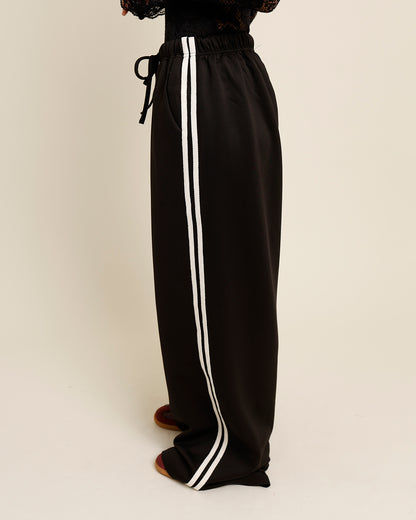 TRACK TALK TRACK PANTS X BLACK