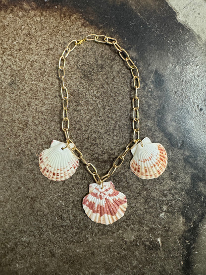 COASTAL MUSE NECKLACE