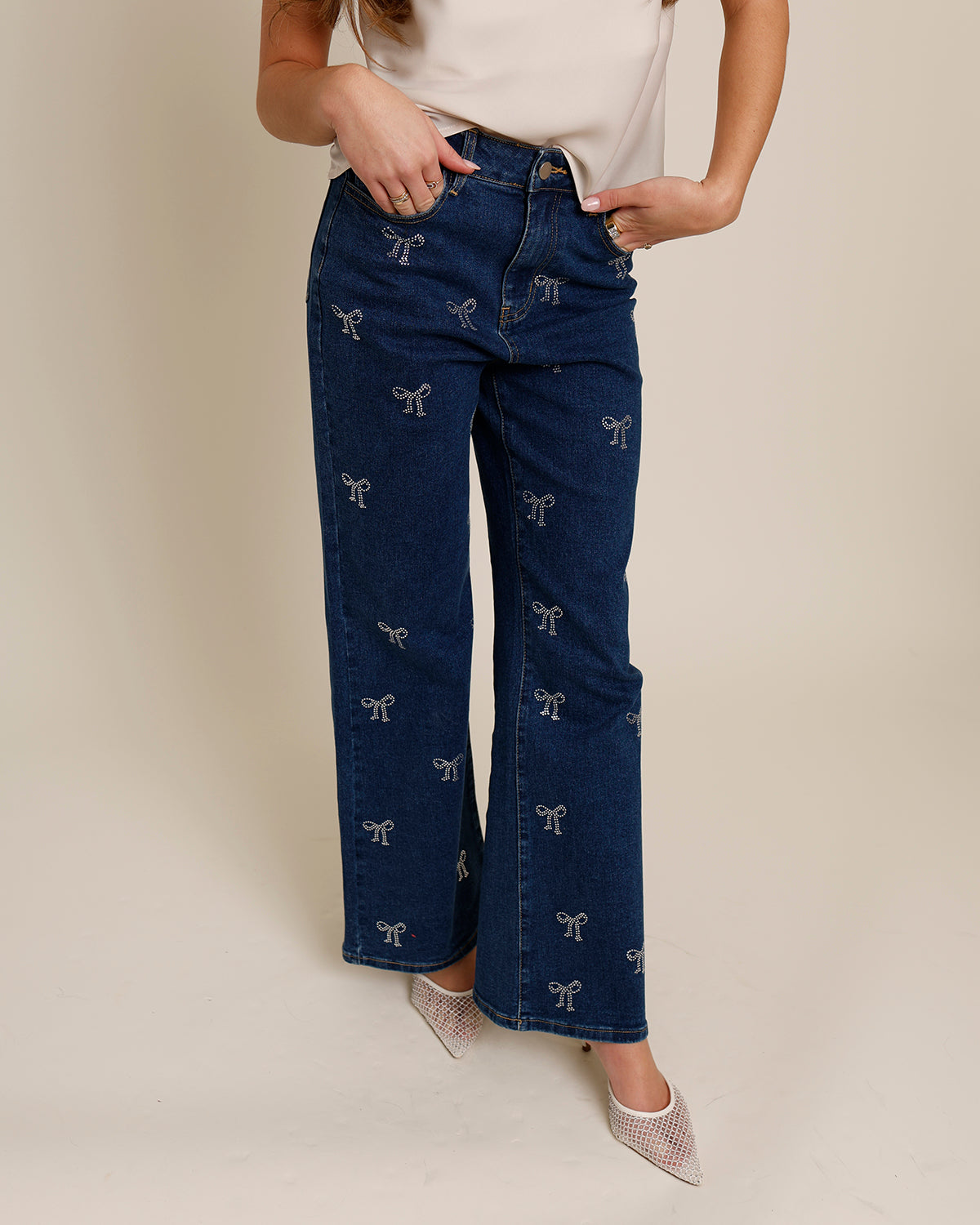 RHINESTONE BOW WIDE LEG JEANS