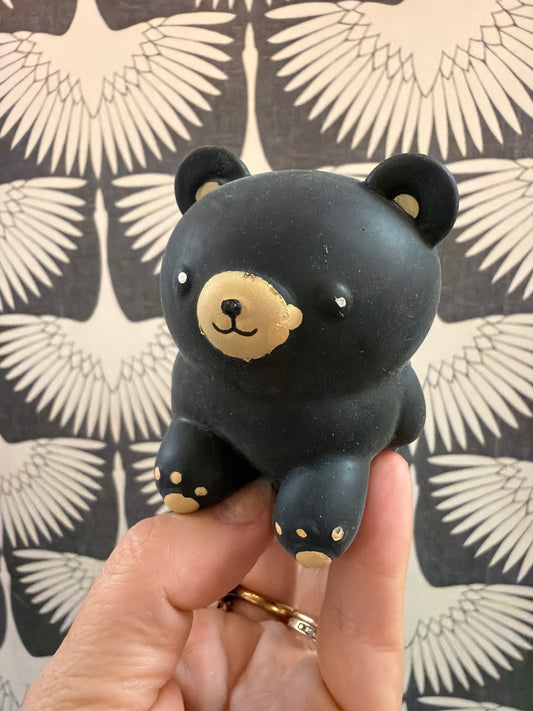 MARSHMALLOW CUTIES X BLACK BEAR