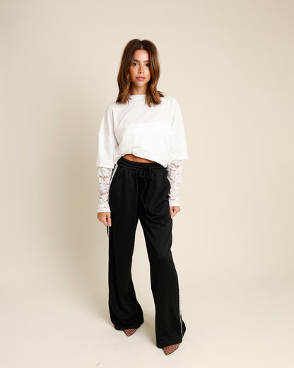 LACE ABOUT IT TEE