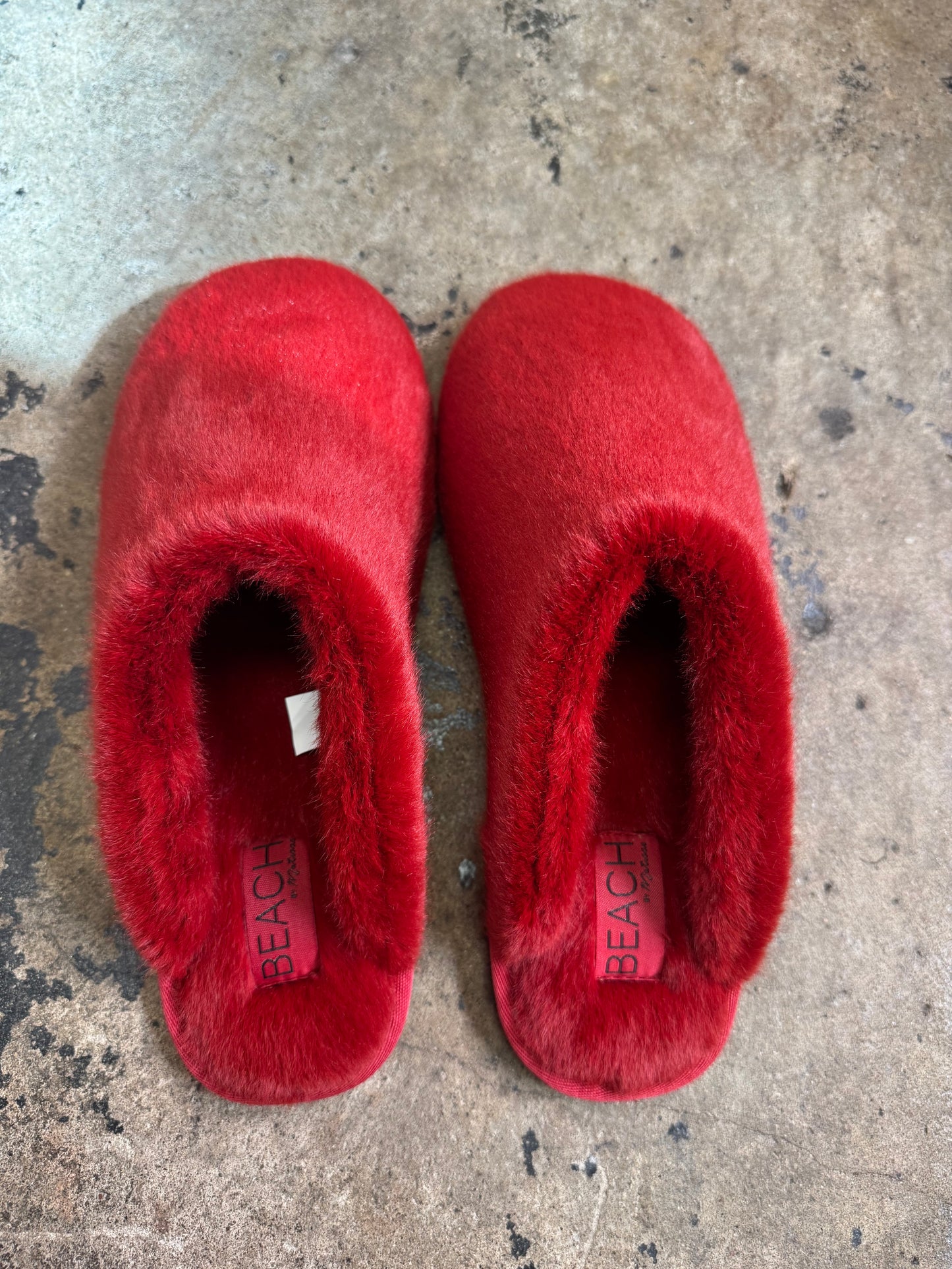LOUNGE X RED