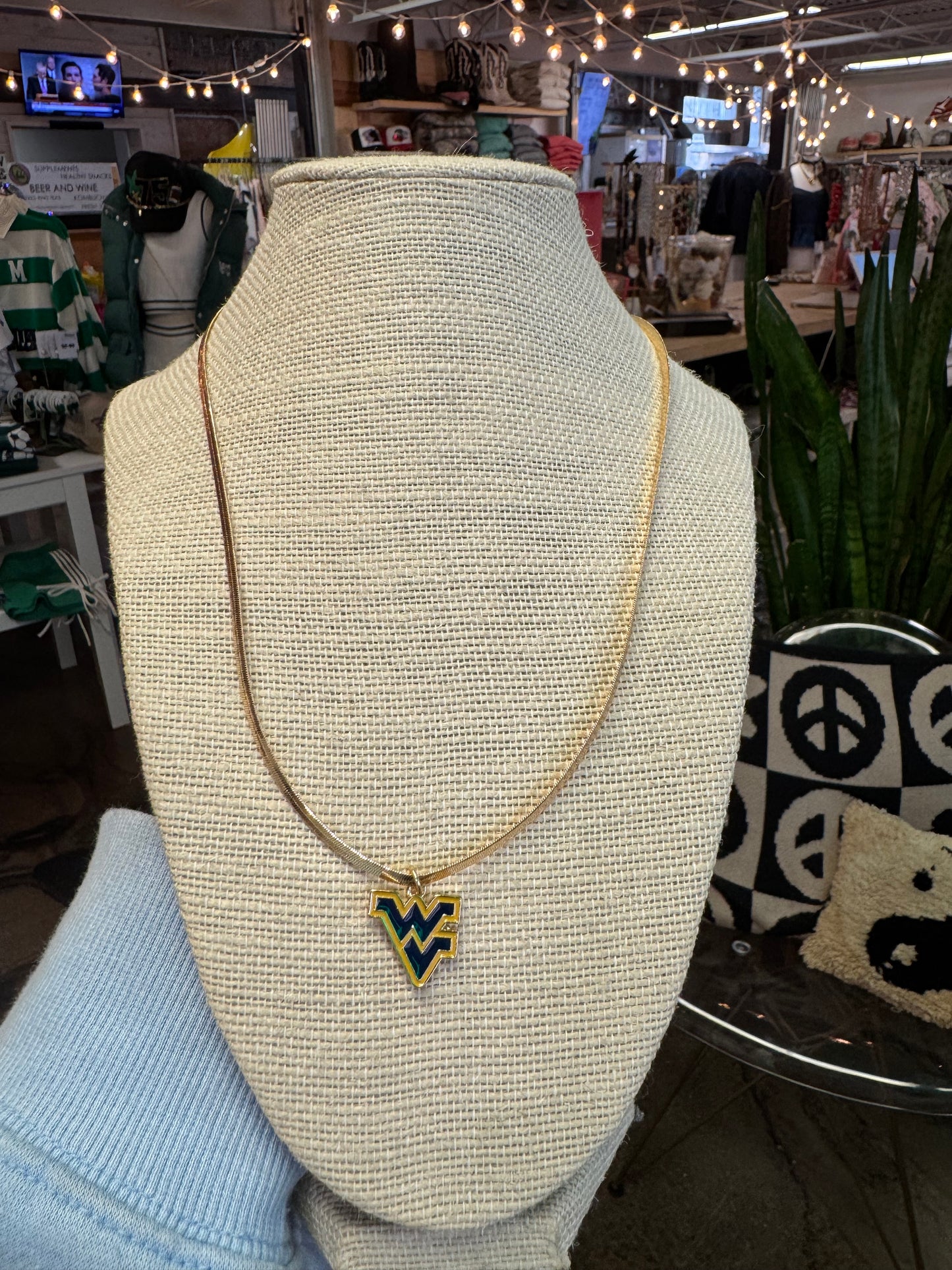 WEST VIRGINIA GOLD & ENAMEL FLAT SNAKE CHAIN NECKLACE