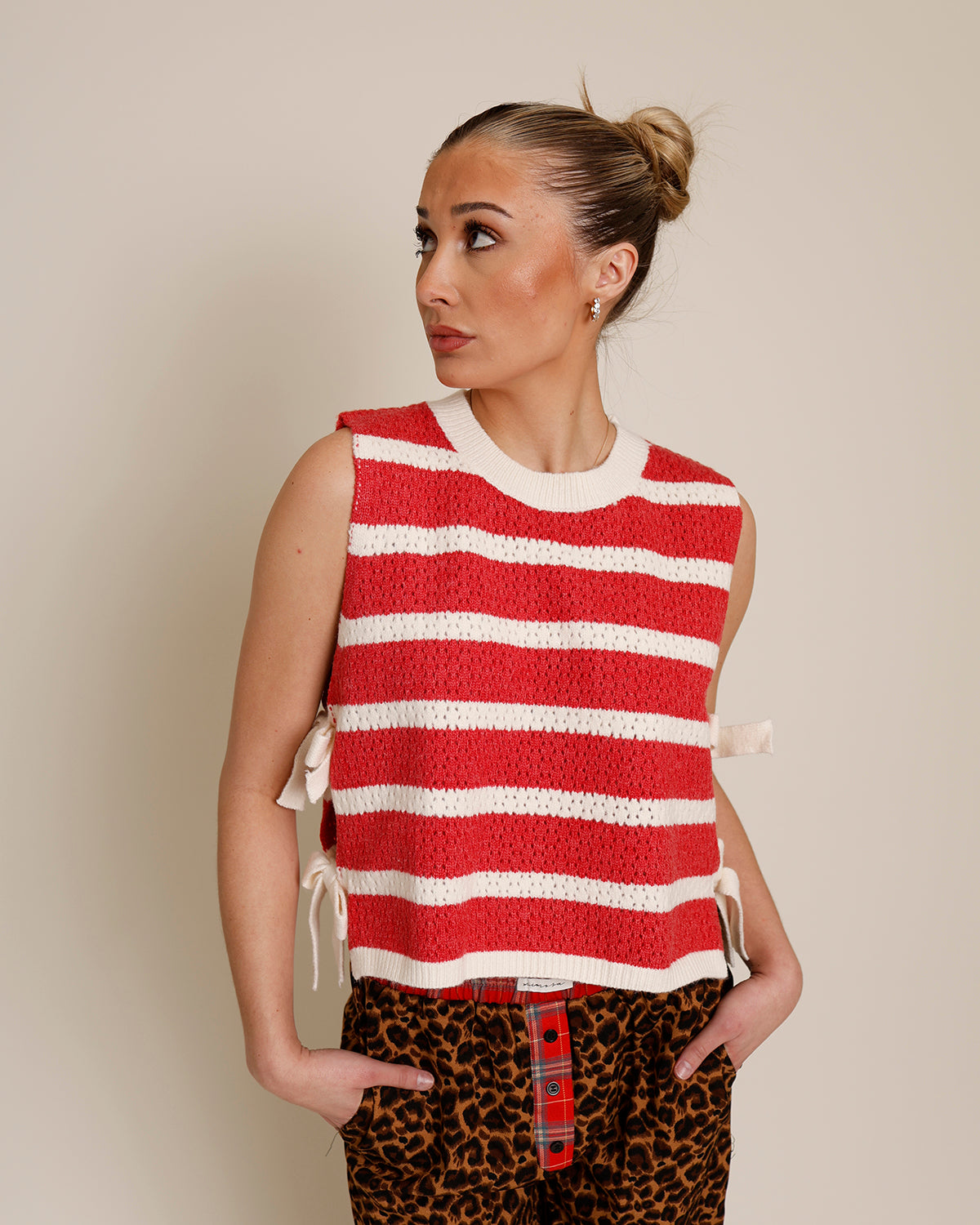 GLAMORY SIDE-TIE STRIPED SWEATER KNIT TOP