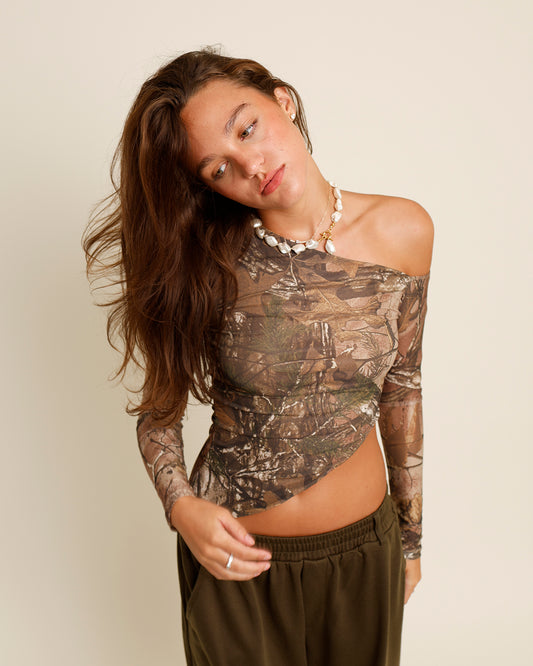 ON THE HUNT OFF THE SHOULDER TOP