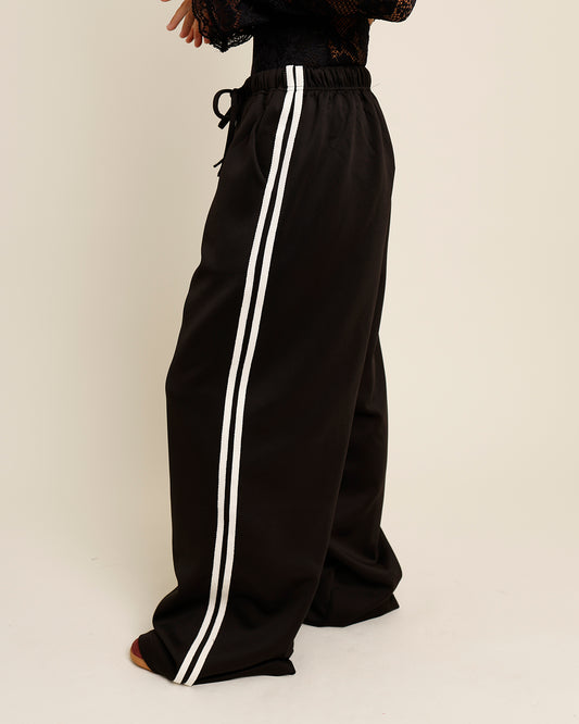 TRACK TALK TRACK PANTS X BLACK