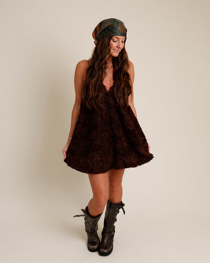 LOUELLA TEXTURED V-NECK BUBBLE HEM MINI DRESS