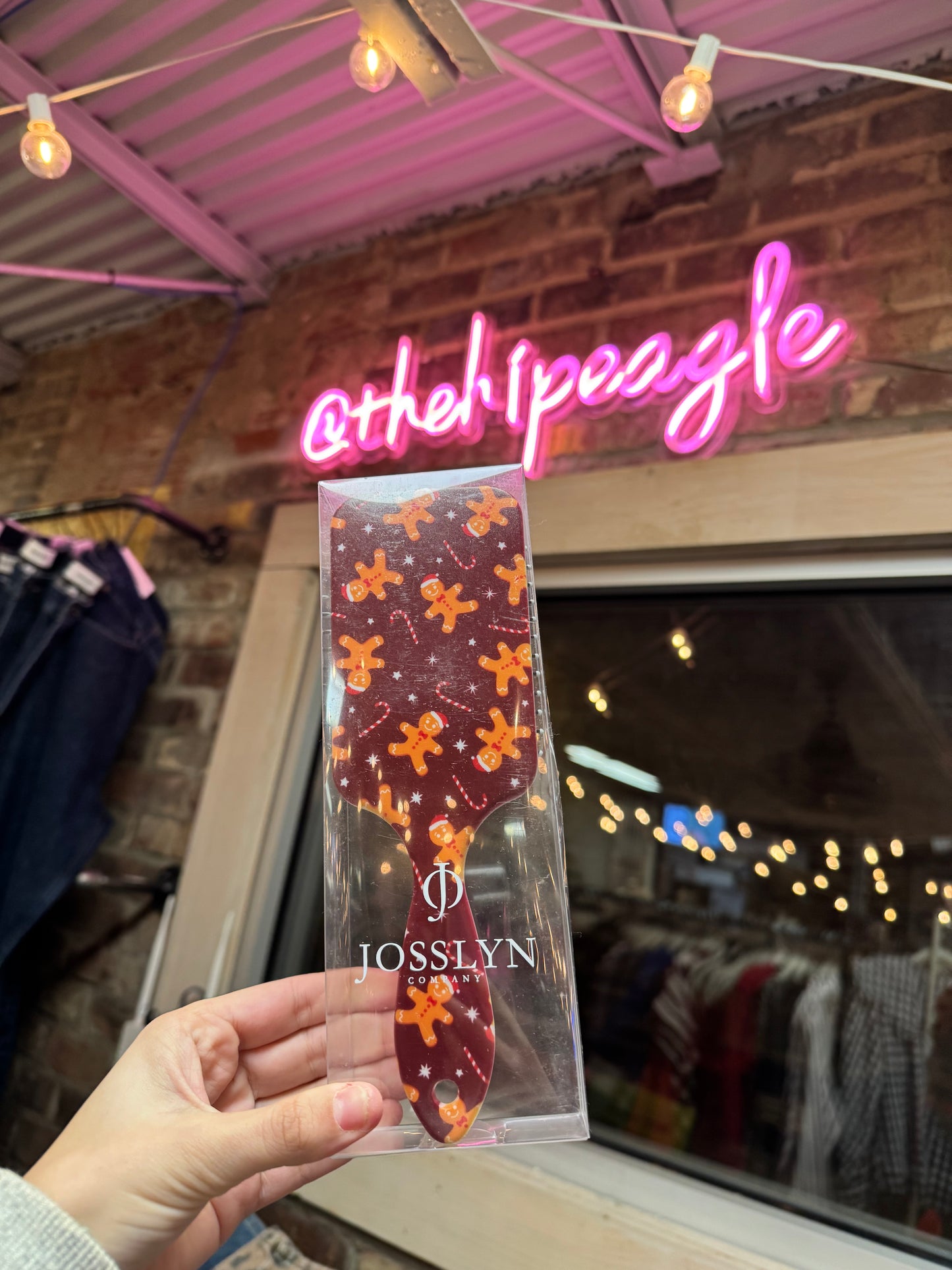 GINGERBREAD HAIRBRUSH