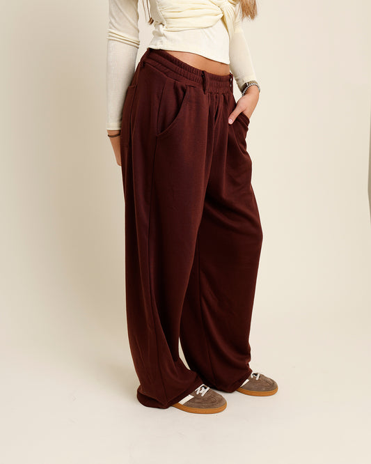 LAID-BACK LUXE SWEATPANTS X MAROON