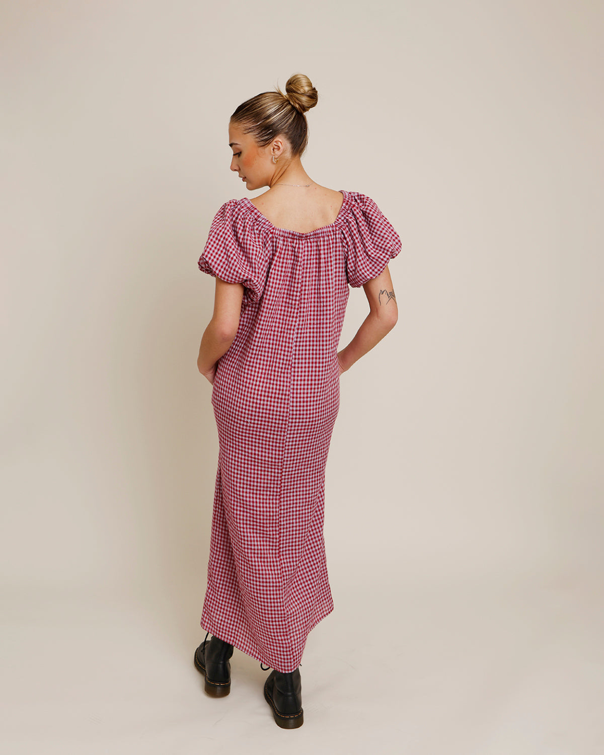 SMITTEN SQUARE NECK MIDI DRESS