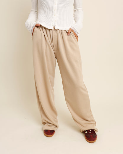 LAID-BACK LUXE SWEATPANTS X BEIGE