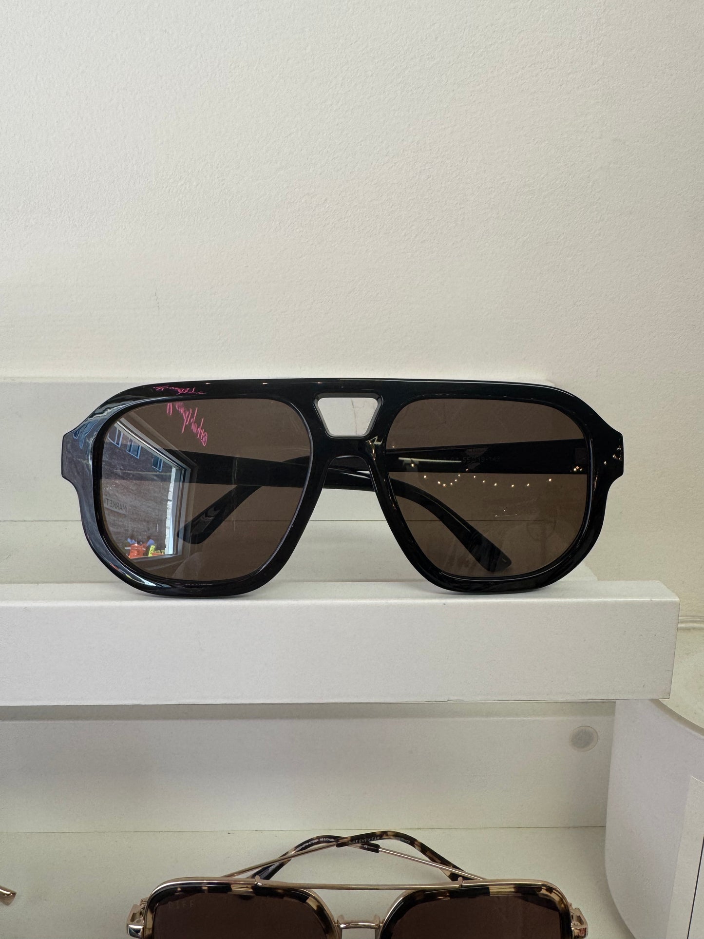 OFF DUTY SUNNIES