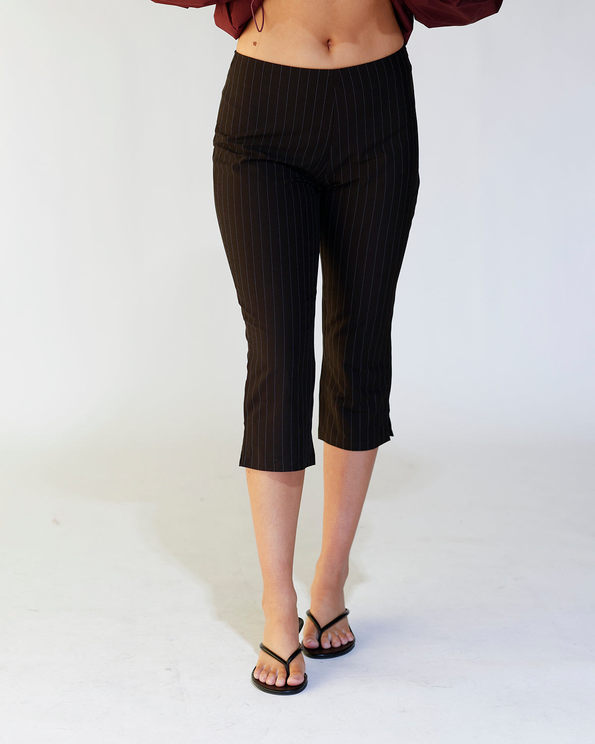 NIA CRUZ PINSTRIPE CAPRI