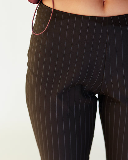 NIA CRUZ PINSTRIPE CAPRI