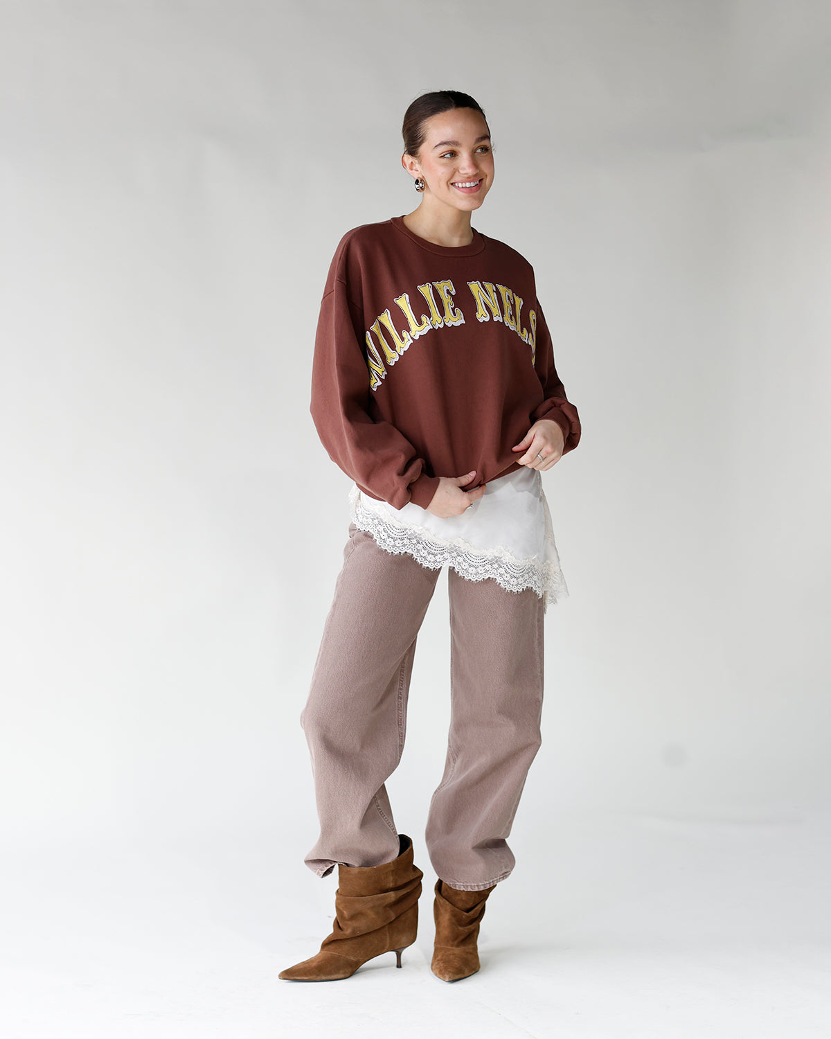 brown willie nelson daydreamer graphic crewneck women's graphic crewneck sweatshirt