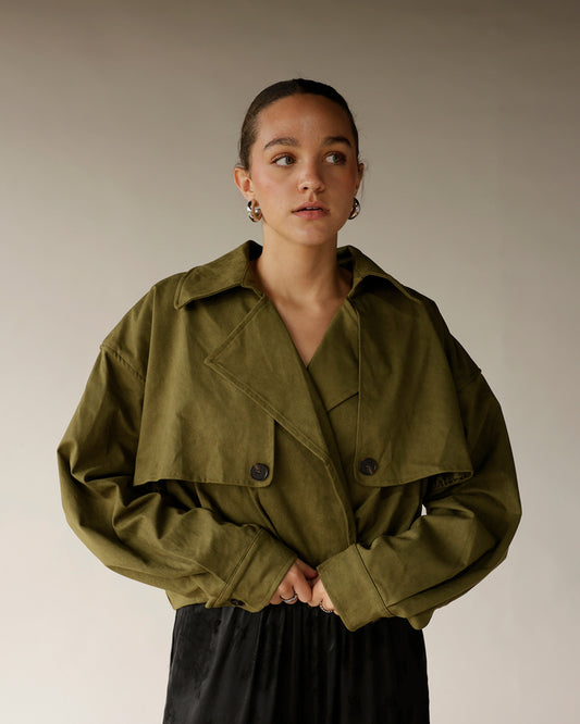 Women's olive green cropped double-breasted trench jacket with wide lapels