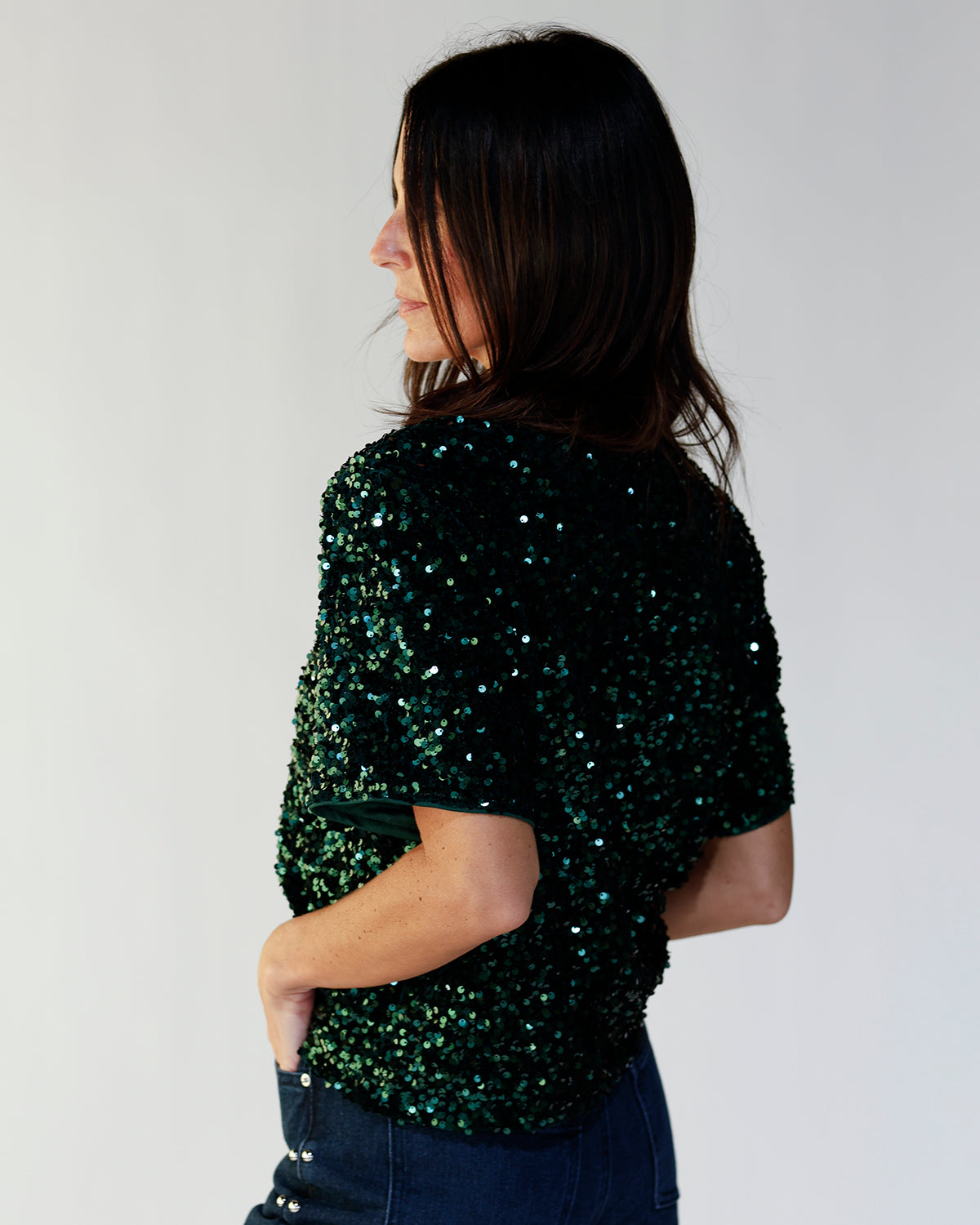 MERRY & BRIGHT SEQUIN SHORT SLEEVE TOP