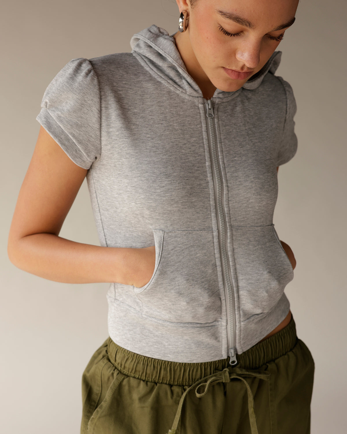 Loucia gray heather zip-up short sleeve cropped hoodie with kangaroo pocket