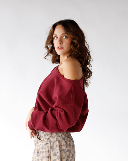comfy cozy sweatshirt off the shoulder sweatshirt chic style easy fall fashion 