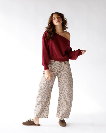 FIRESIDE OFF THE SHOULDER SWEATSHIRT X BURGUNDY