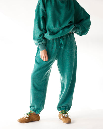FREE PEOPLE SLOW IT DOWN JOGGERS X RAINFOREST MOSS