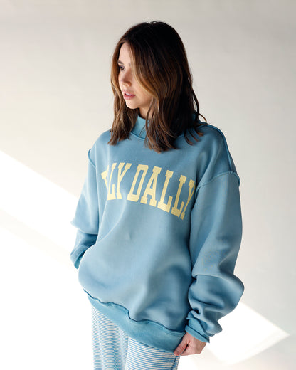 DILLY DALLY MOCK NECK SWEATSHIRT X BLUE