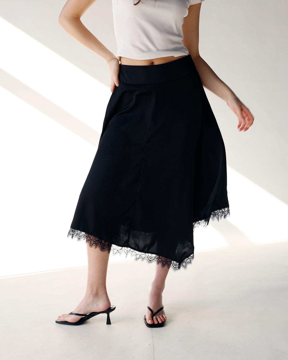 LOLA ASYMMETRIC LACE TRIM MIDI SKIRT